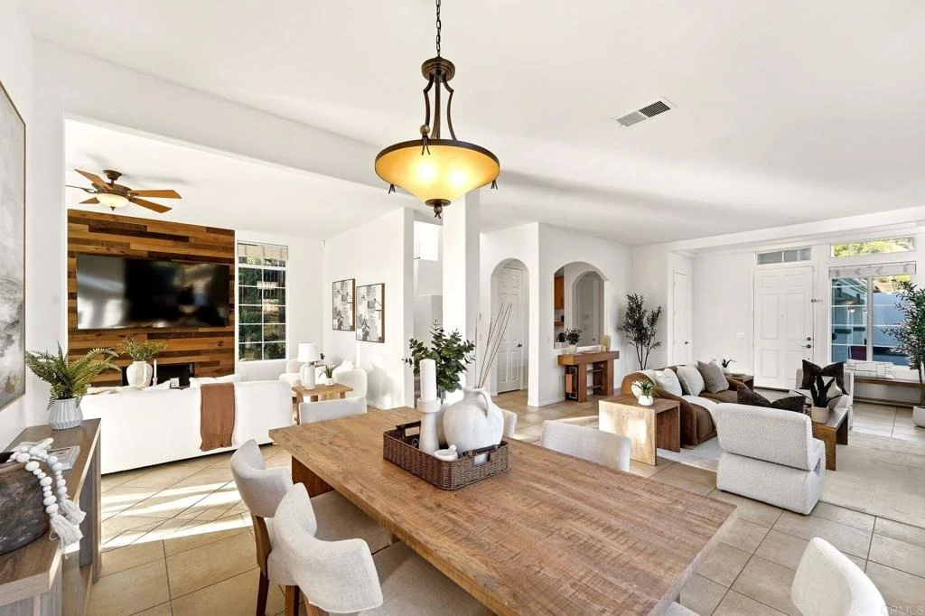 Photo of 2602 Canyon Crest Drive