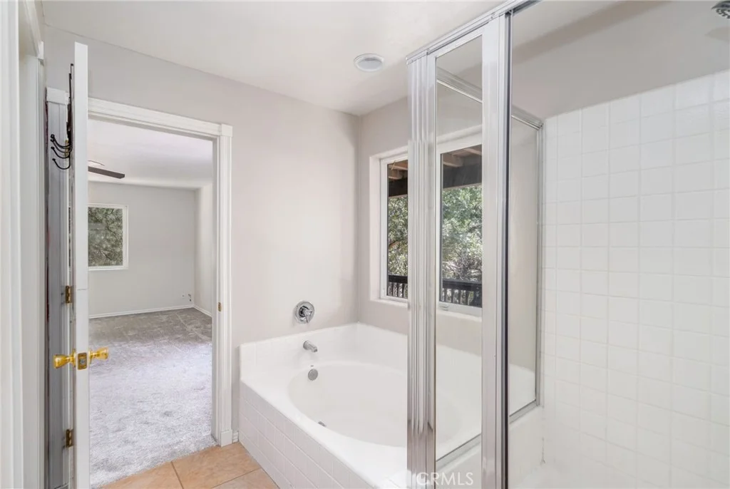 Photo of 30979 Summit Drive