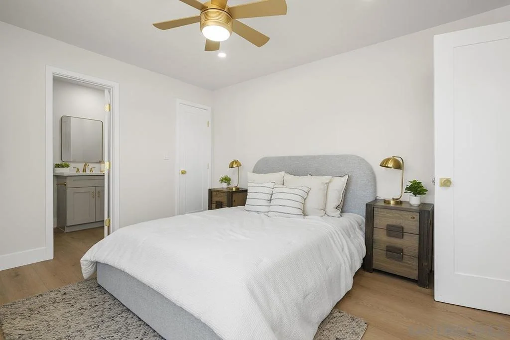 Photo of 2249 Conifer