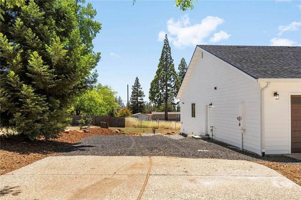 Photo of 1682 Sweetbriar Lane