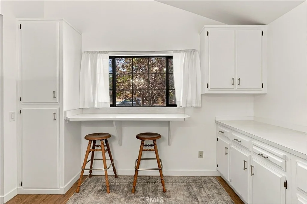 Photo of 8882 Palomar