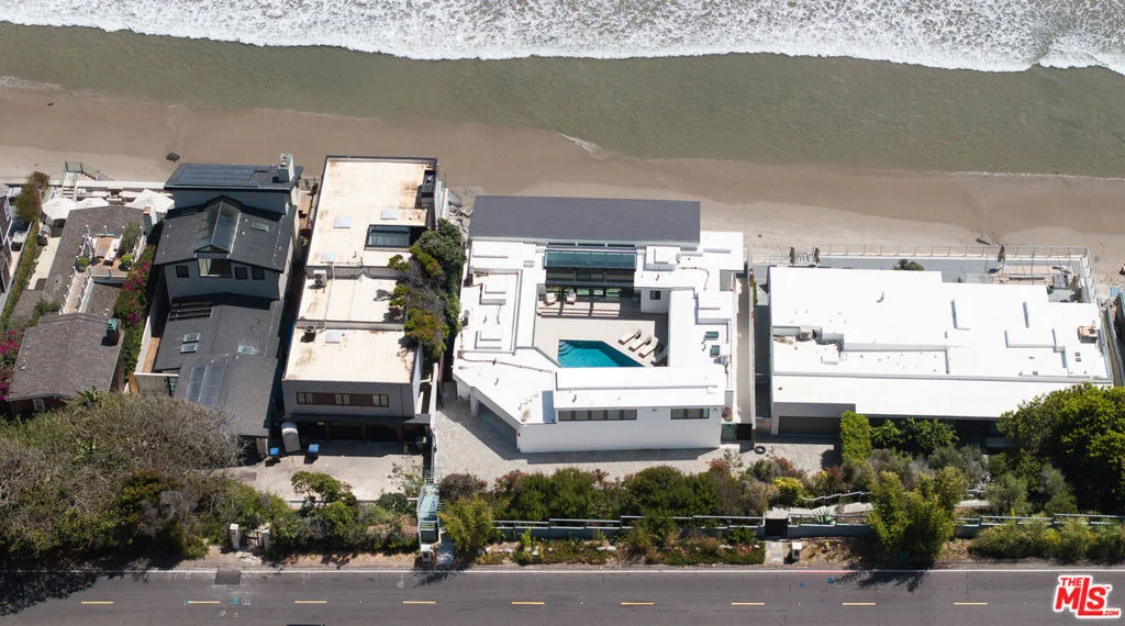 Photo of 31388 Broad Beach Road