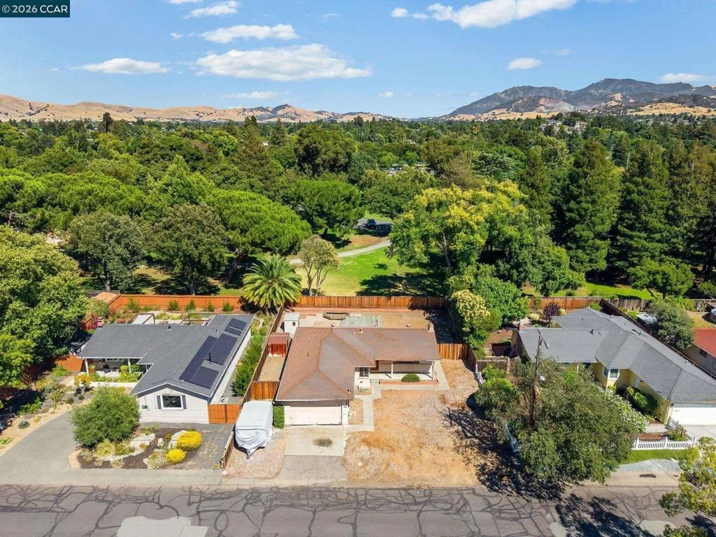 Photo of 1224 Hale Dr