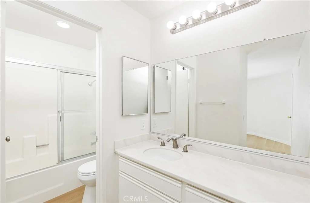 Photo of 446 Fallingstar