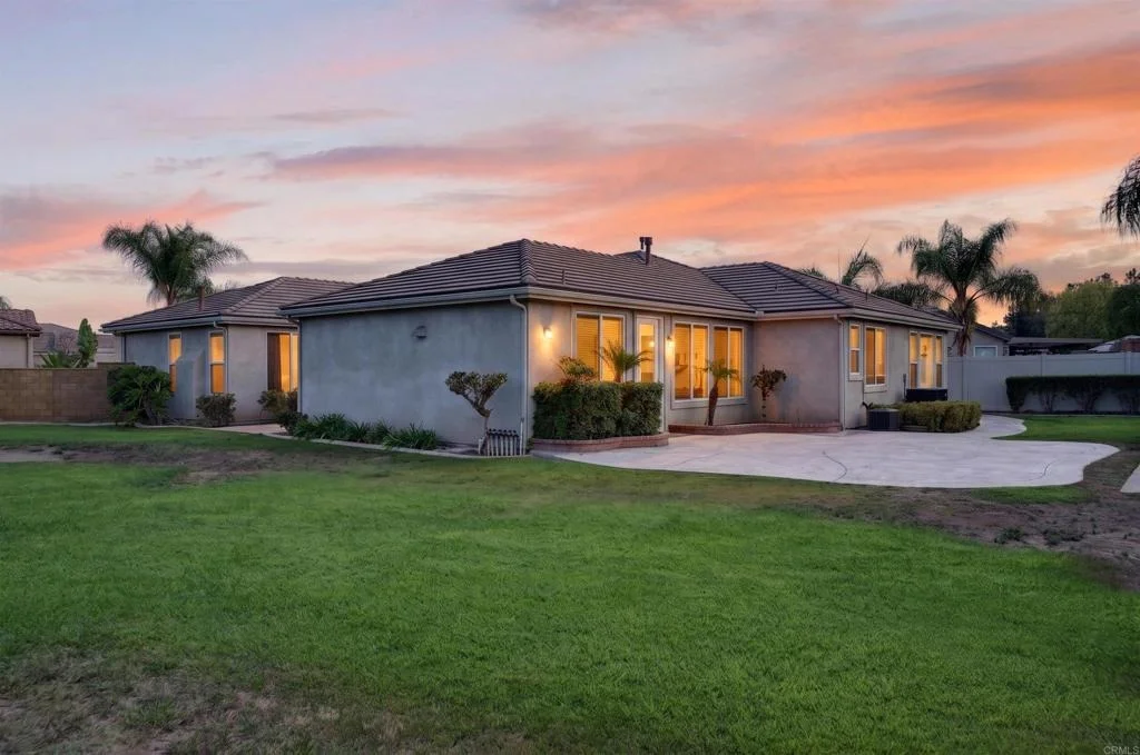 Photo of 28017 Windjammer Court