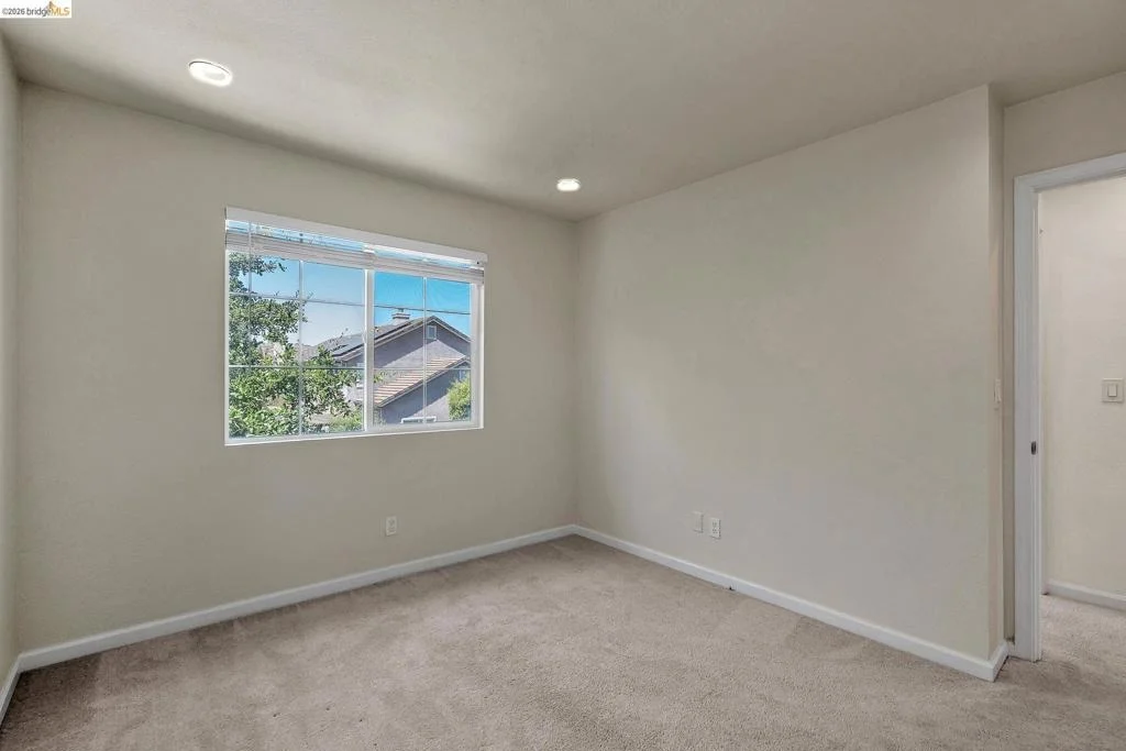 Photo of 544 Pine Creek Cir
