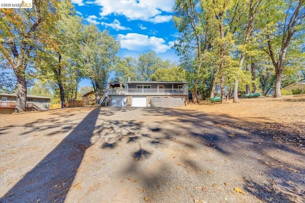 Photo of 5827 Lookout Ct