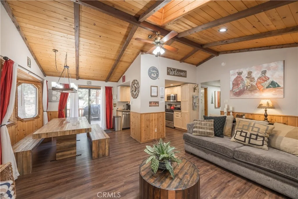 Photo of 42401 Avalon Road