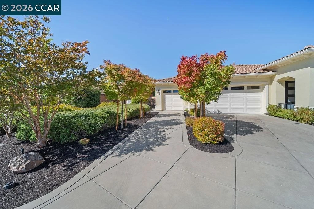 Photo of 24 Promontory Place