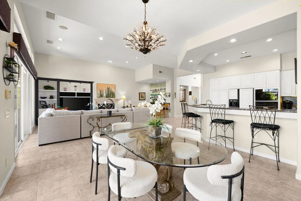 Photo of 727 Arrowhead Drive