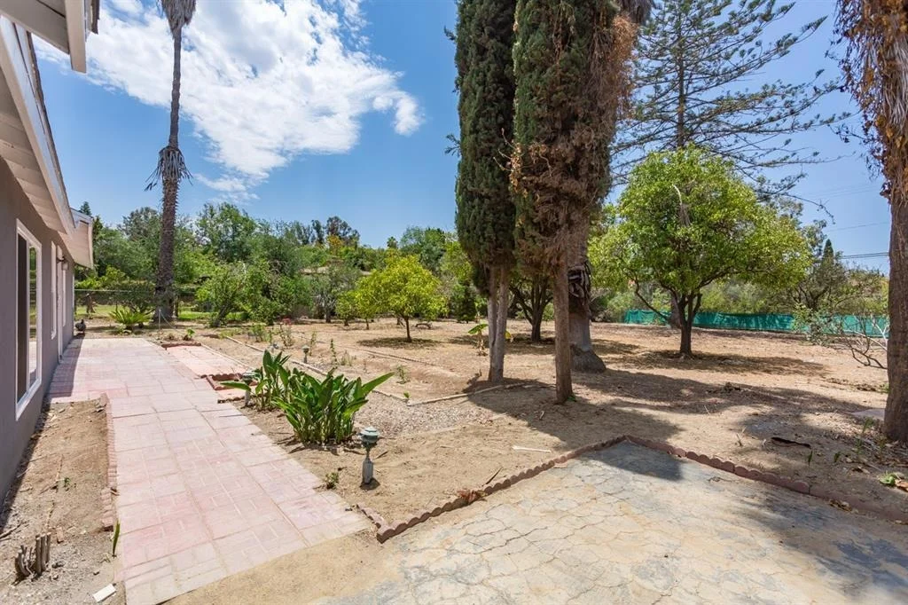 Photo of 1556 Foothill Drive