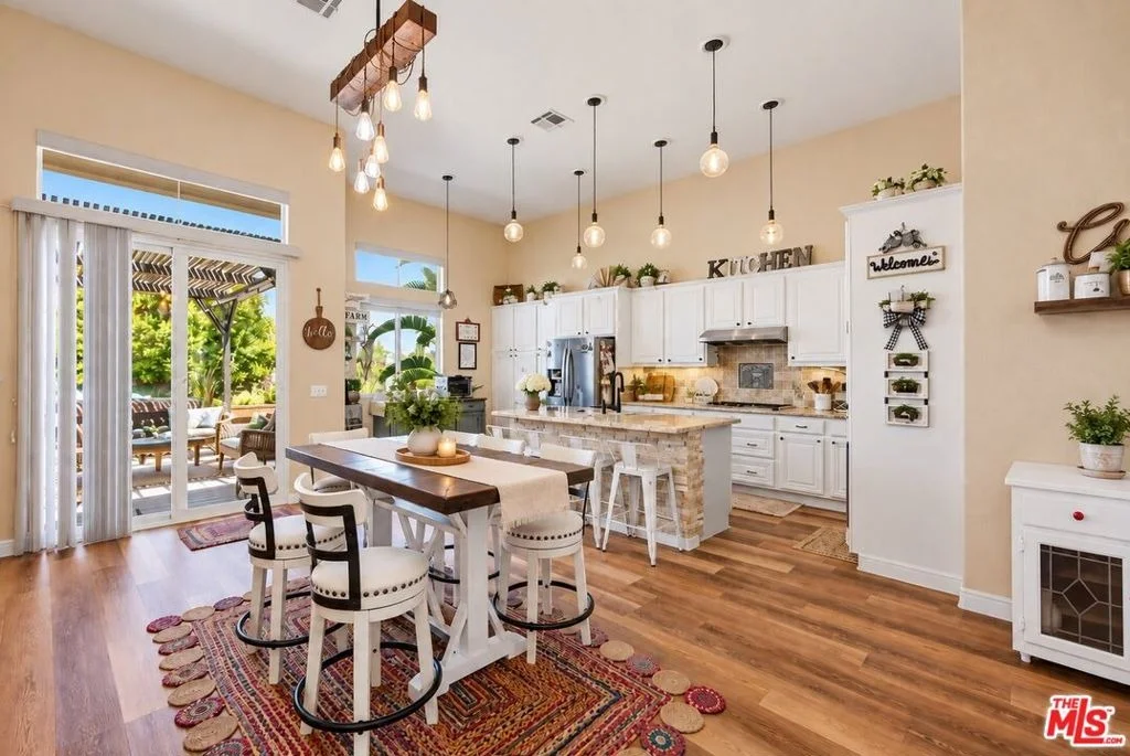 Photo of 950 Brownie Way