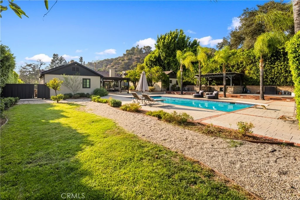 Photo of 302 Highland Place
