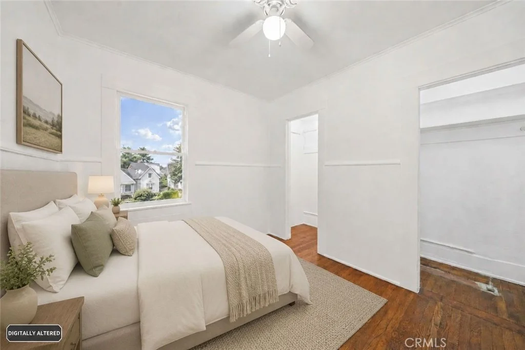 Photo of 1174 E 9th Street