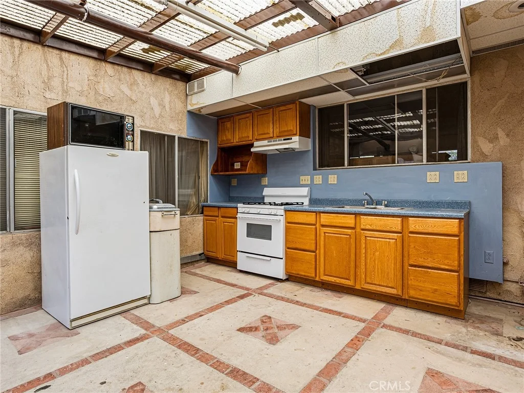 Photo of 836 N Parish Place