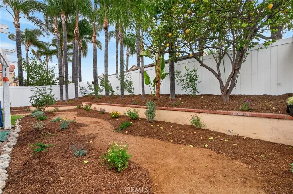Photo of 40711 Mountain Pride Drive