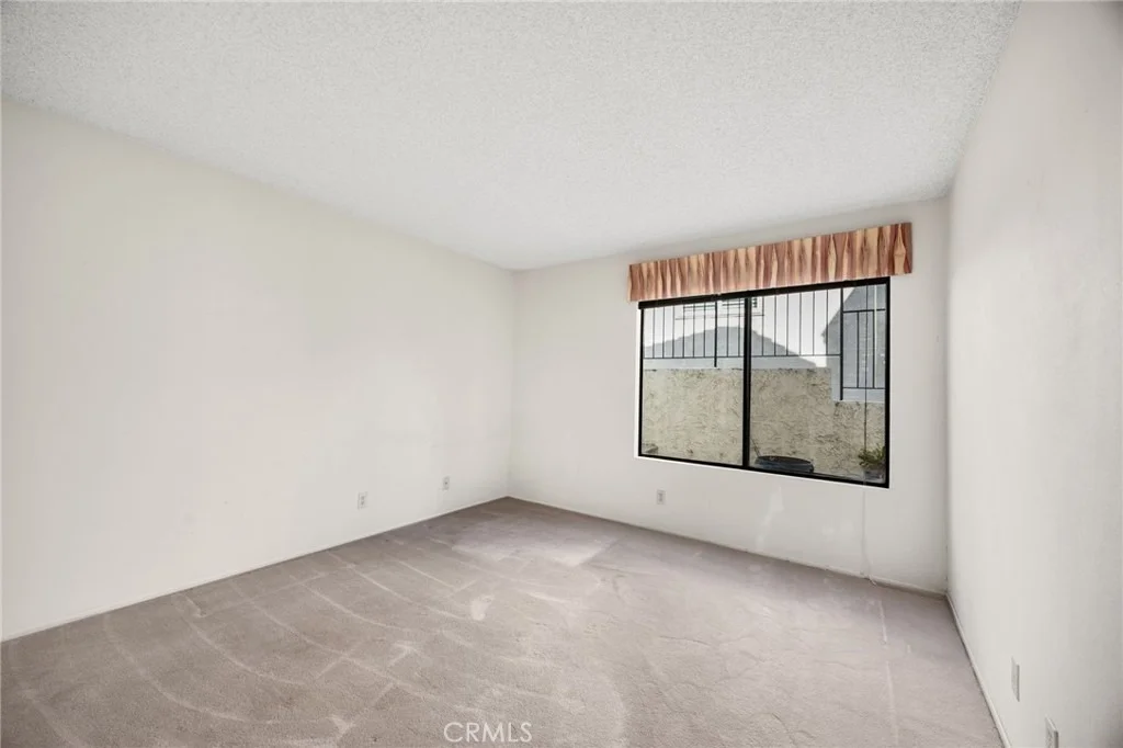 Photo of 404 Sand Canyon Way