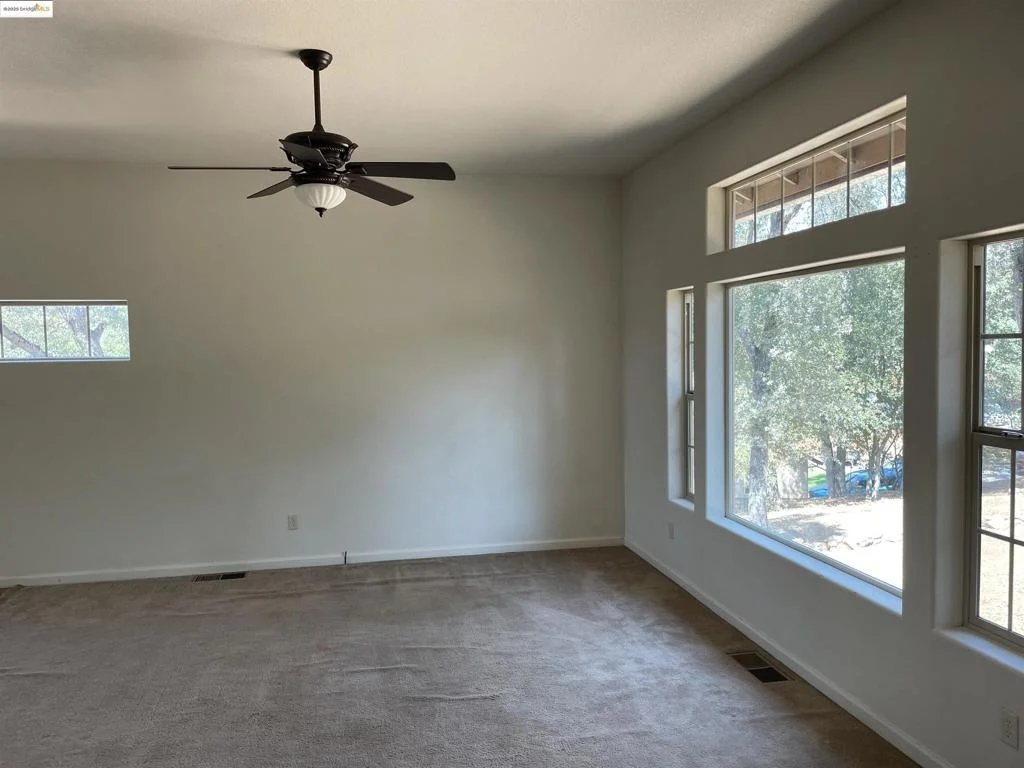 Photo of 19360 Susan Way