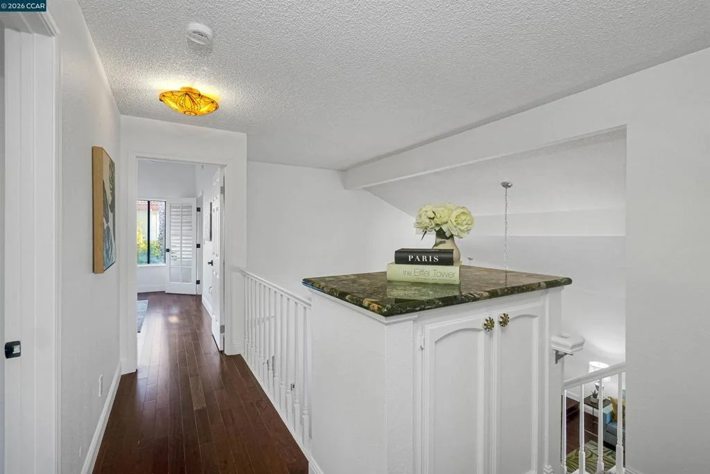 Photo of 100 Opal Ct