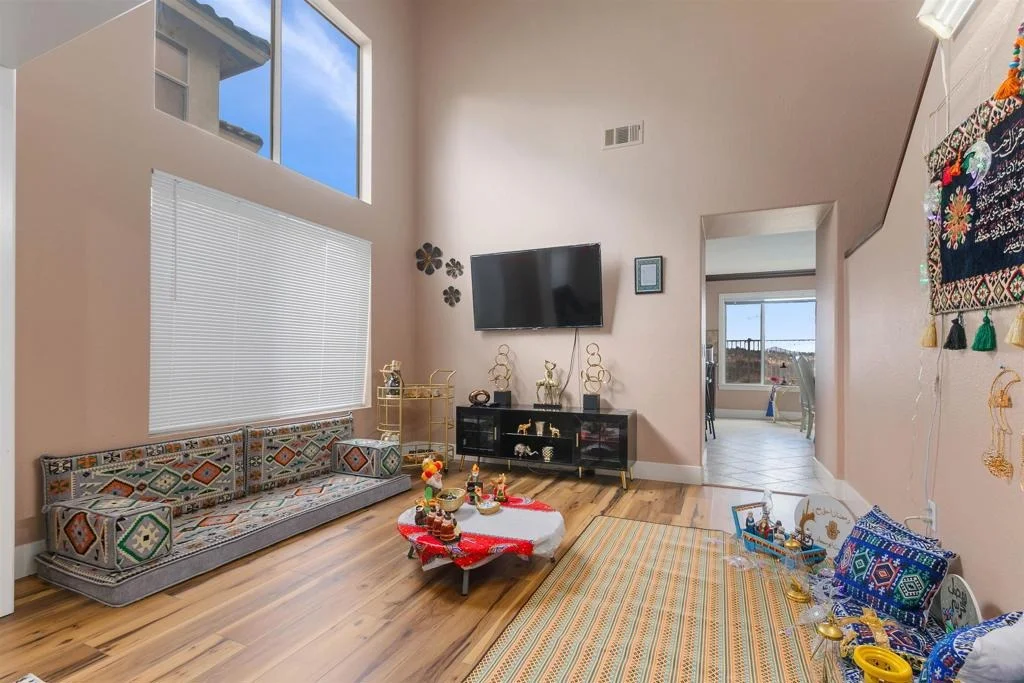 Photo of 10394 Valley Waters Dr