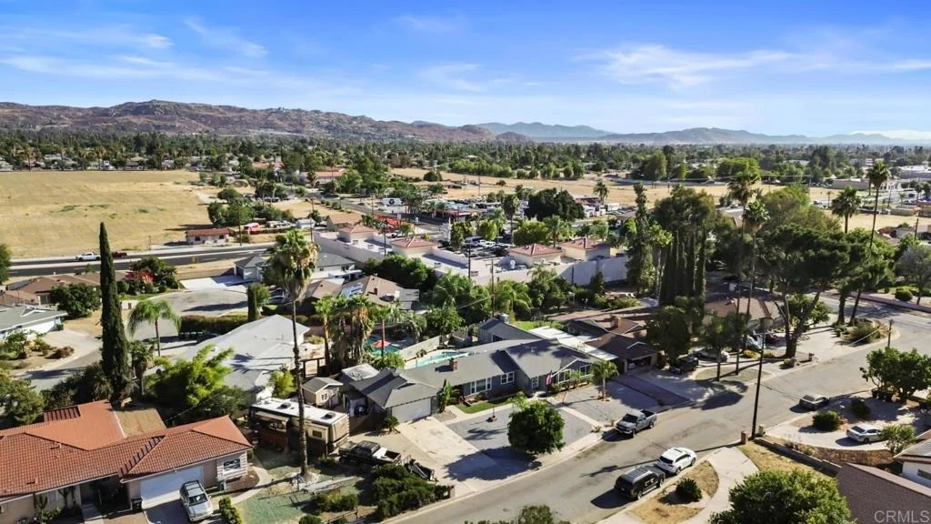 Photo of 2951 Mockingbird Lane
