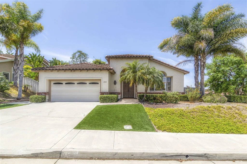 Photo of 2002 Acacia Dr