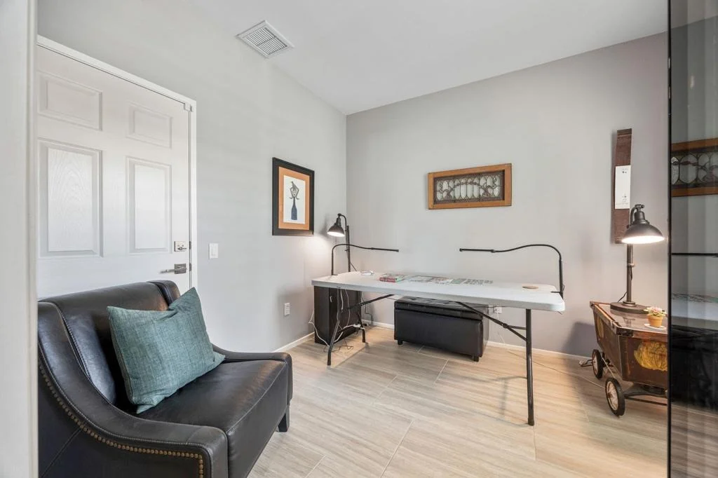 Photo of 39463 Manorgate Road