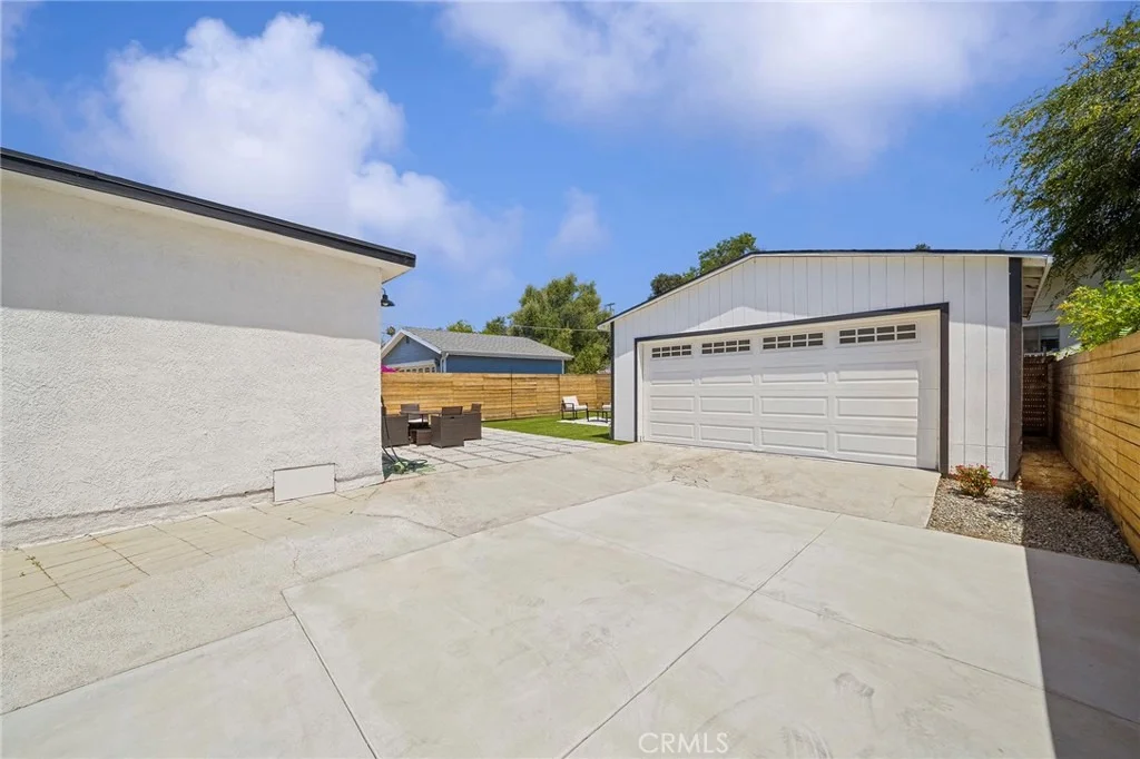 Photo of 2257 E Del Mar Boulevard