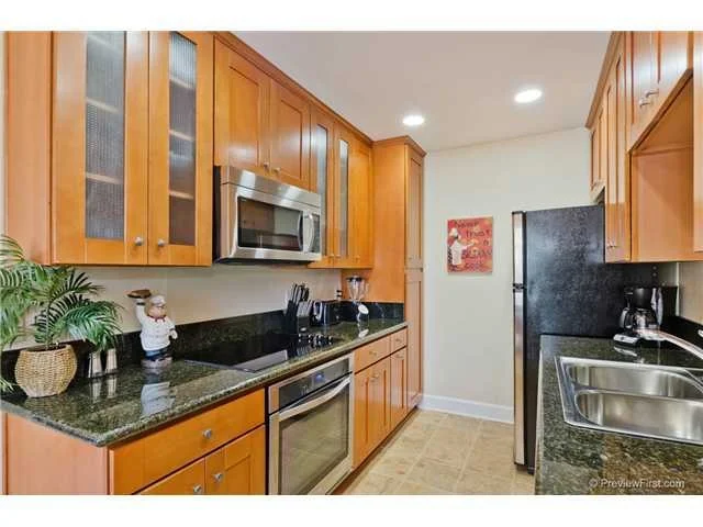 Photo of Unit D at 8560 VIA MALLORCA
