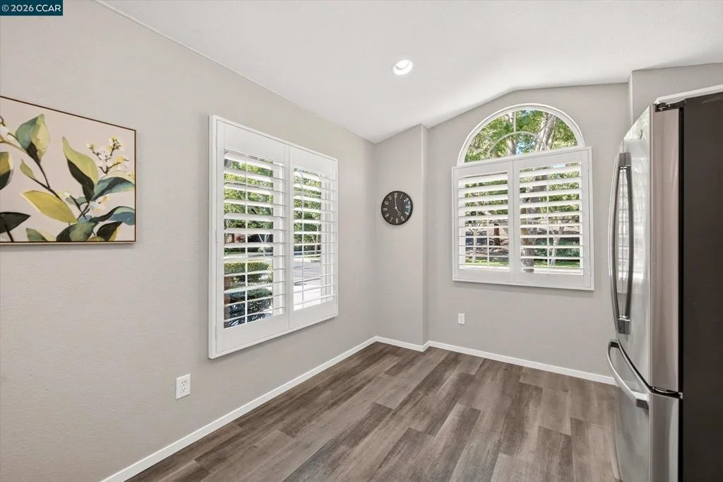 Photo of 577 Saddleback Cir