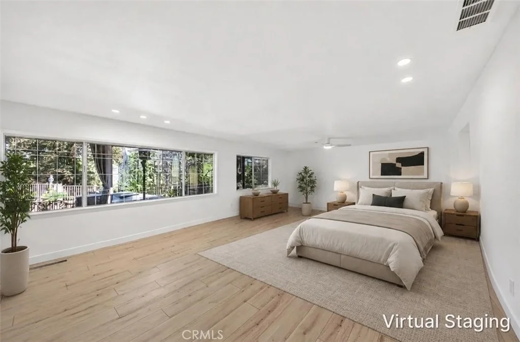 Photo of 619 Lakeside