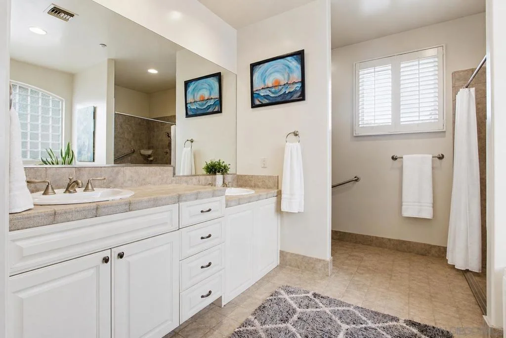 Photo of 1550 Knoll Park Lane