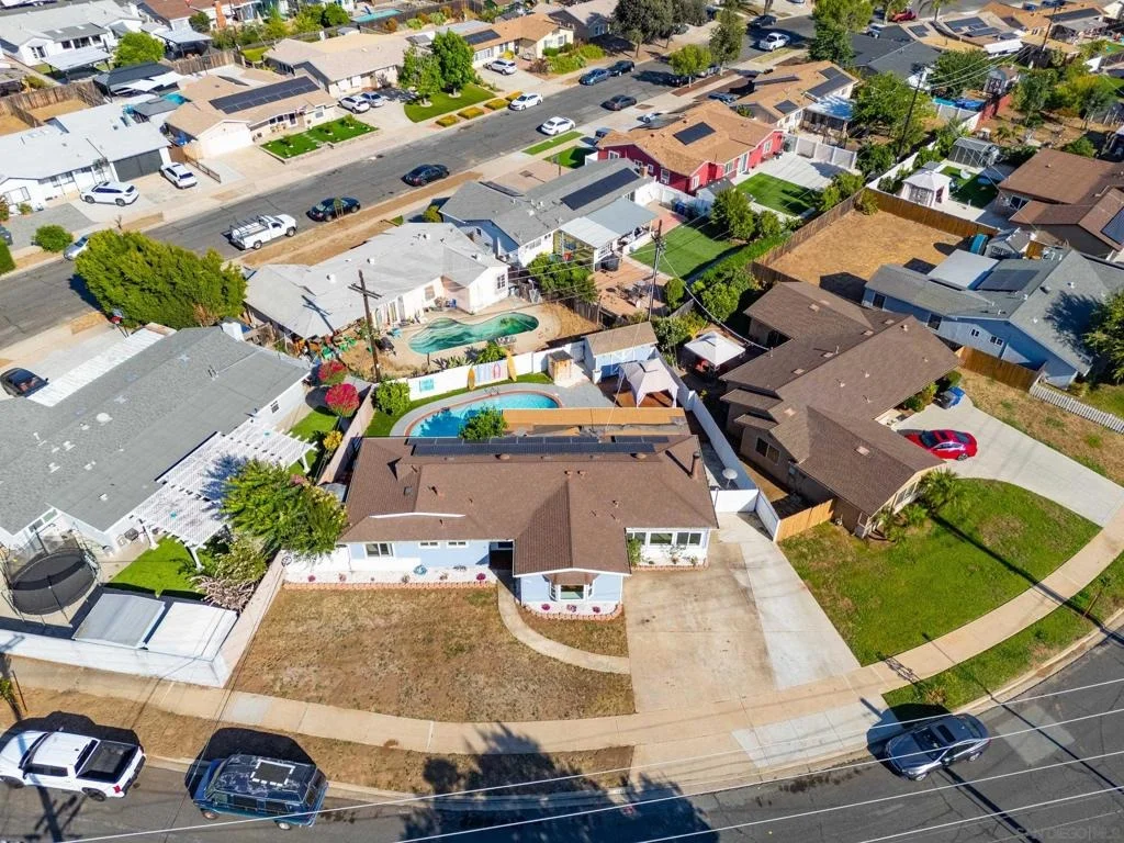 Photo of 1583 Jade Ave