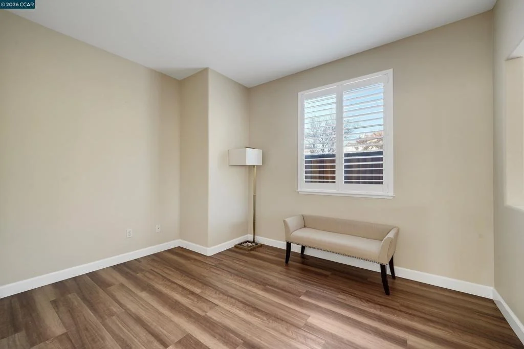 Photo of 738 Marsh Pl