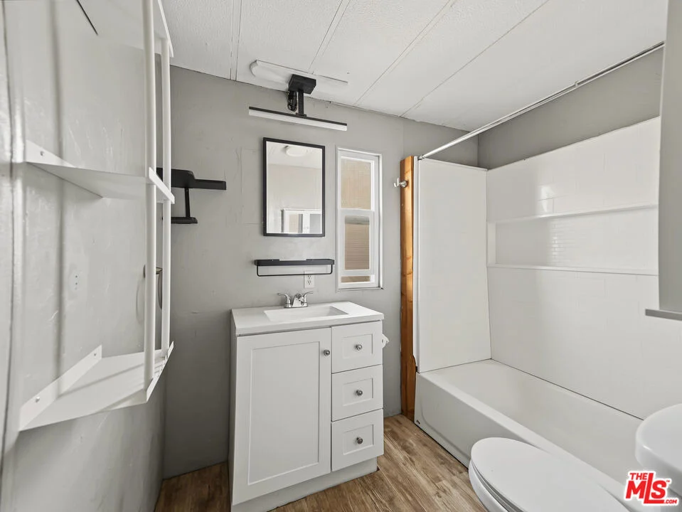 Photo of 22125 Loop Drive