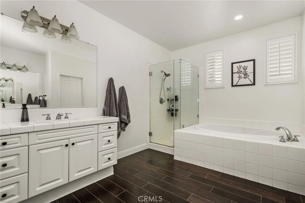 Photo of 7565 E Crown Pkwy