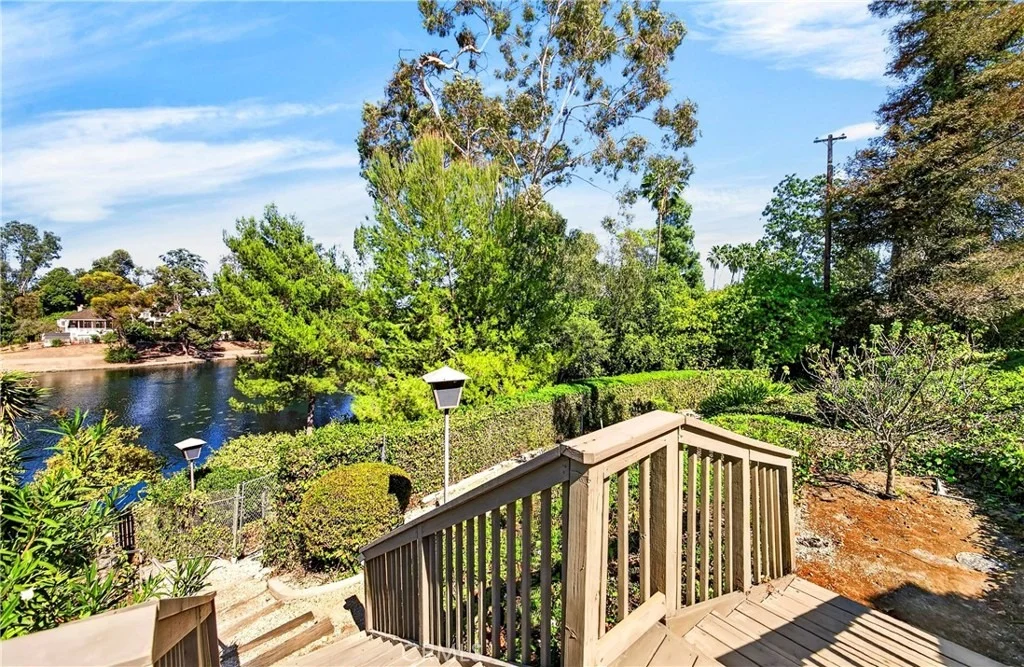 Photo of 619 Lakeside