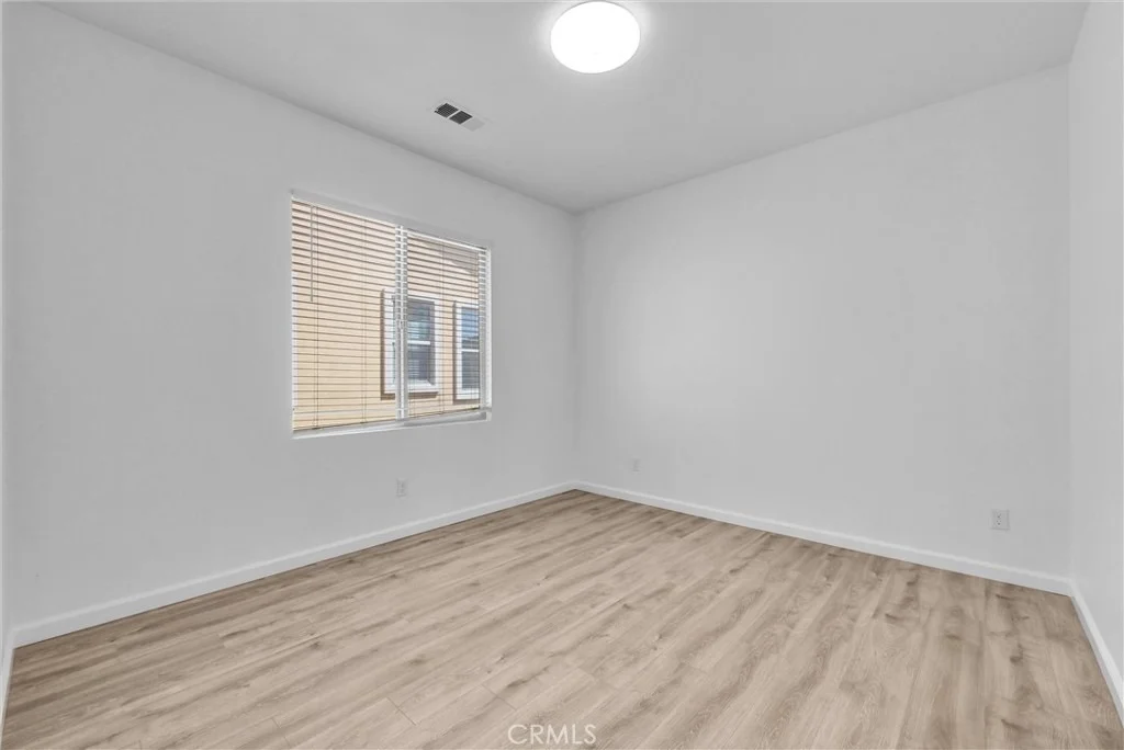 Photo of 5087 S Centennial