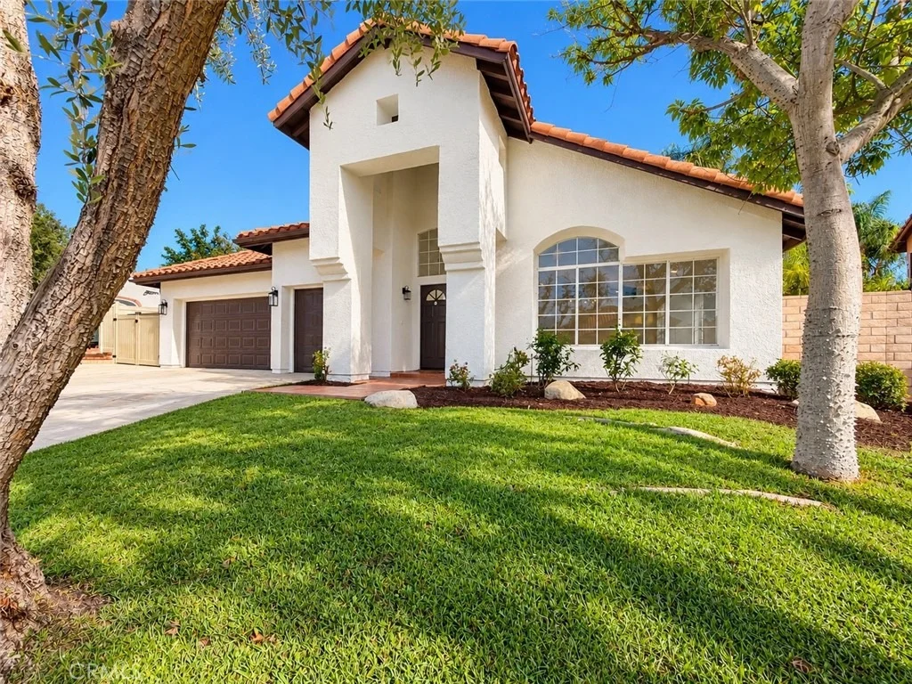 Photo of 35584 Larkspur