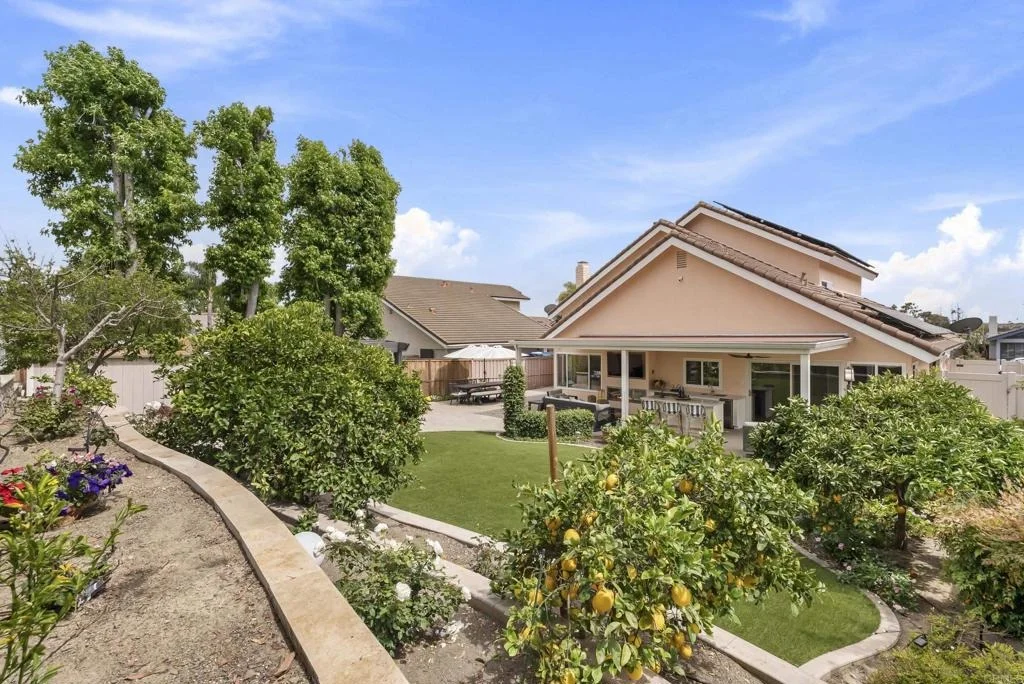 Photo of 1504 Valleda Lane