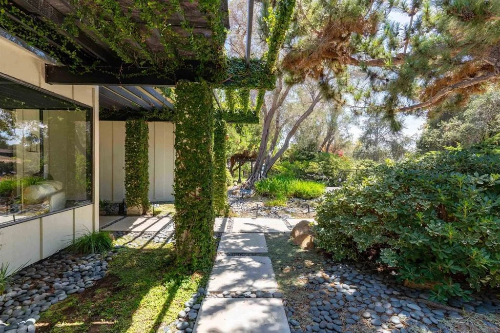 Photo of 111 Morro Hills Road