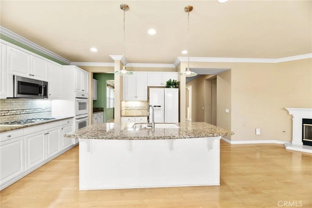 Photo of 39894 Camden Court