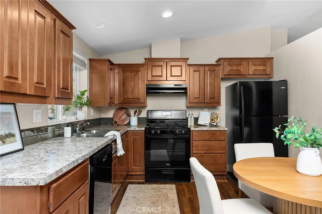 Photo of 5492 Edgewood Lane