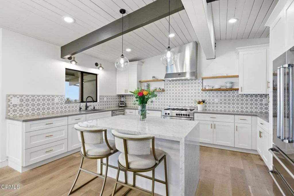 Photo of 3310 Foothill Road