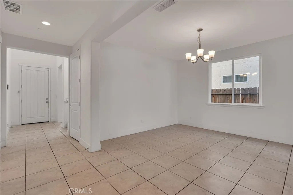 Photo of 3951 Mitchell