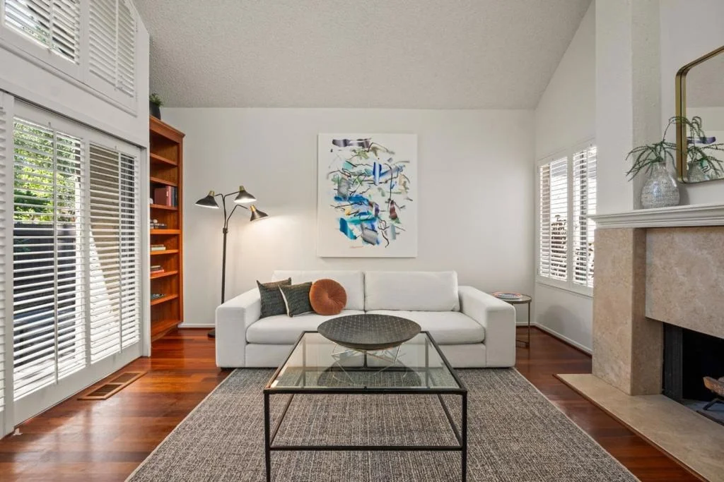 Photo of 10093 Senate Way