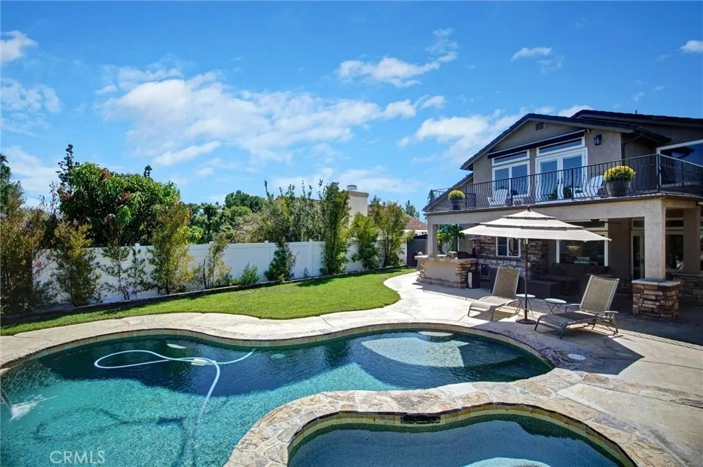 Photo of 445 Somerset Circle