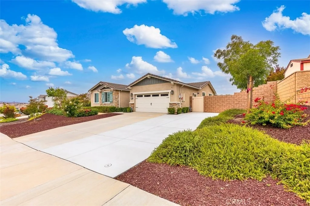 Photo of 31454 Darlington Oak Drive