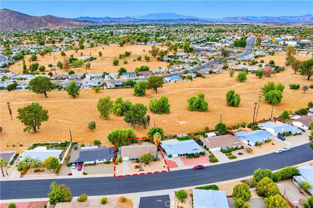 Photo of 26790 Oakmont Drive