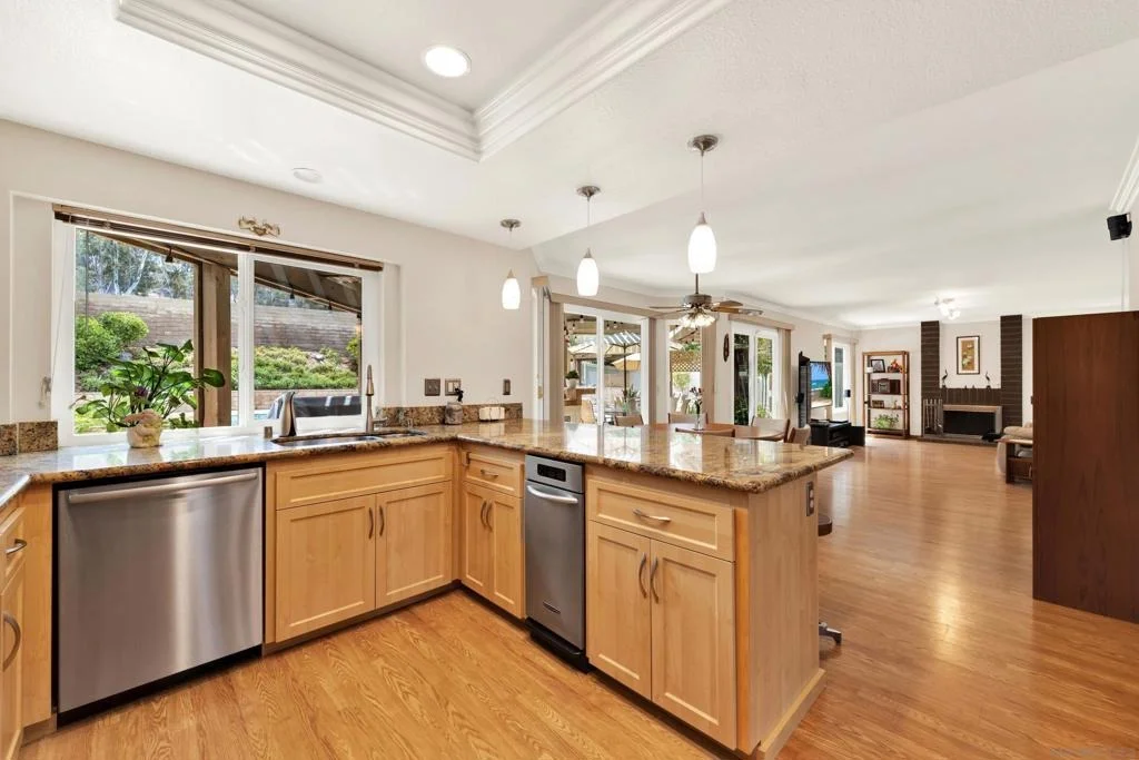 Photo of 13057 Treecrest